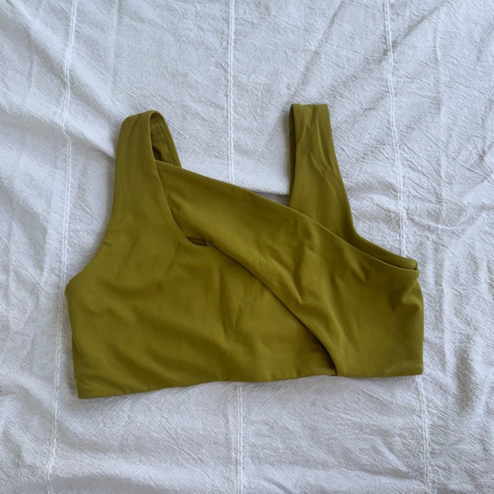 Lululemon cross-front yoga bra - Picture 1 of 8